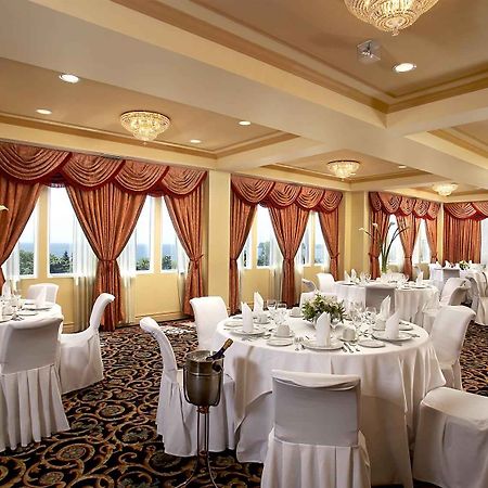 Four Points By Sheraton Toronto Lakeshore Ngoại thất bức ảnh